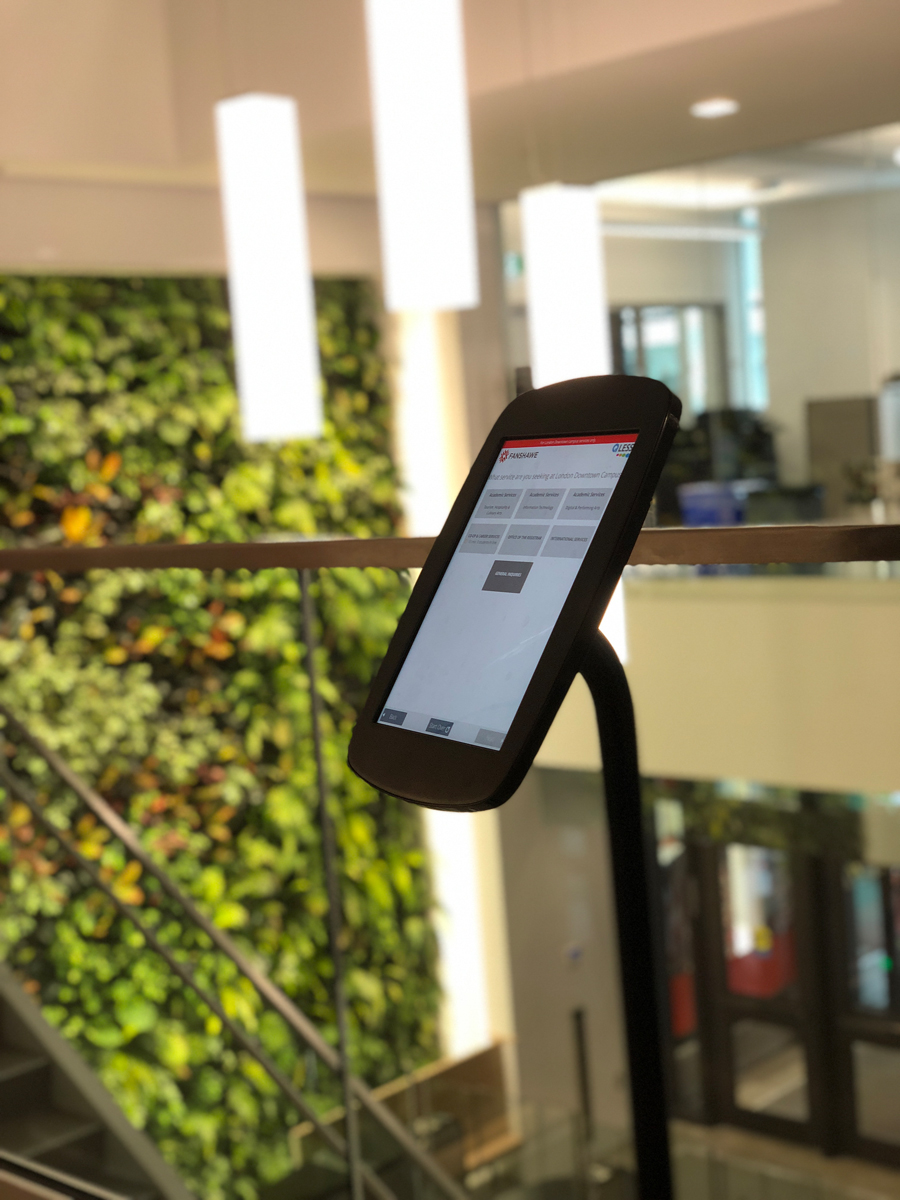 Bouncepad Floorstanding Tablet und iPad Bodenständer
