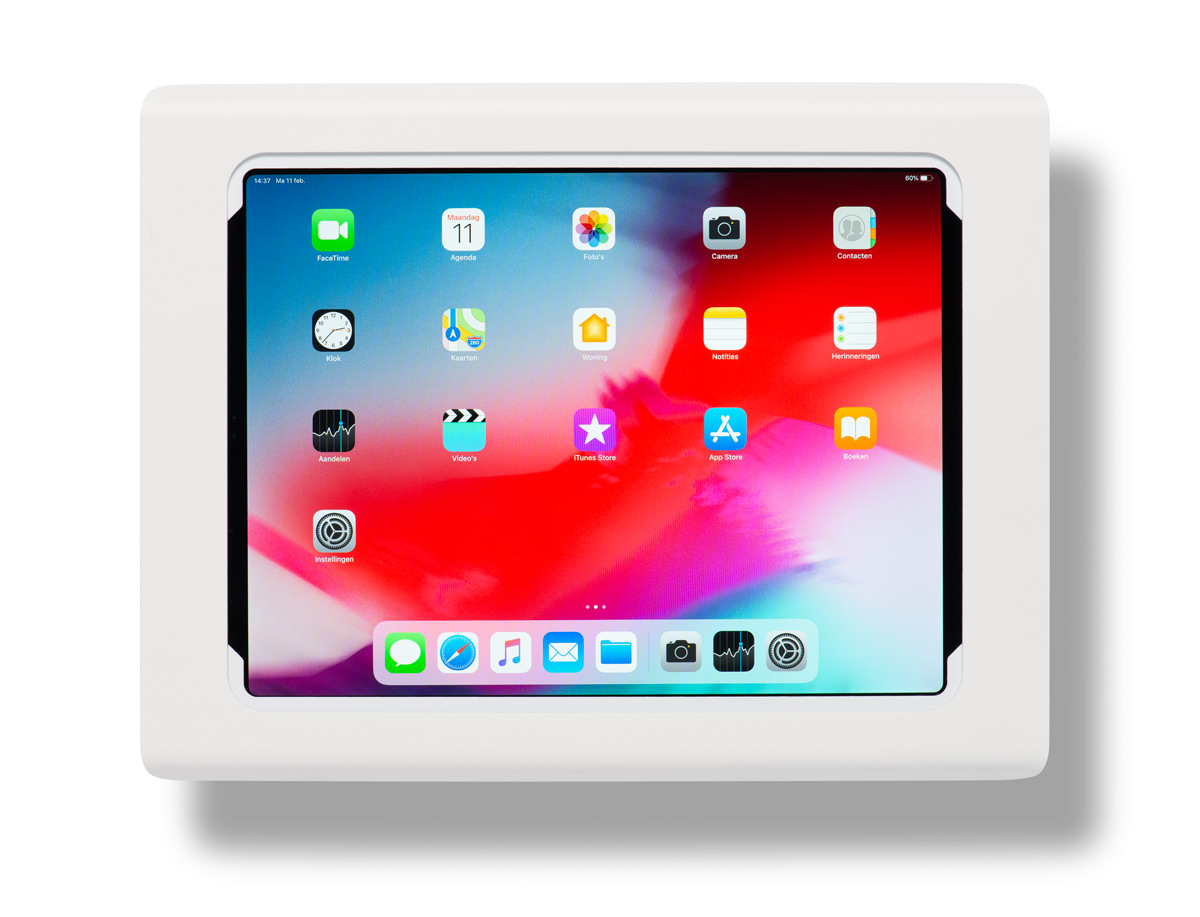 iPad Pro wallmount
